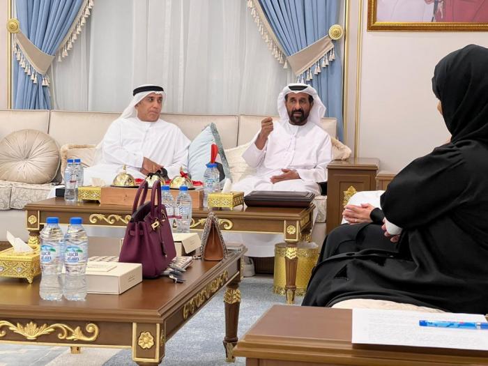 مركز سالم بن حم الثقافي يكرم عدداً من رواد الاستدامة